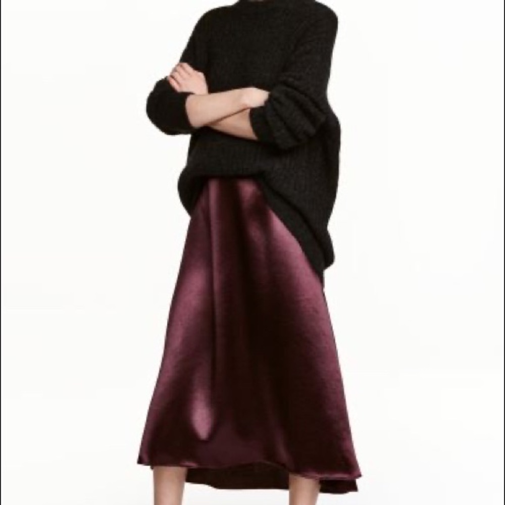 Plum satin h&m midi skirt sz 6